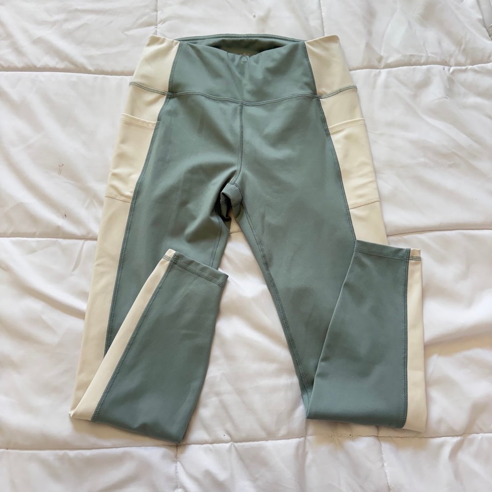 X by Gottex Sage Green Cream Colorblock Pocket Leggings Womens Large High Waist
